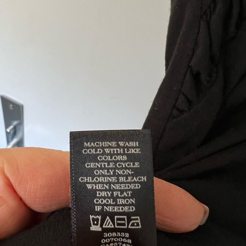 Ann Taylor T-Shirt with Ruching detail - Picture 5 of 6
